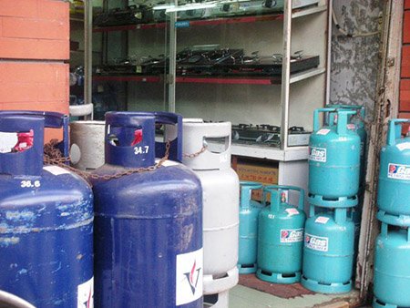 Từ ngày 1/4, giá gas giảm còn 300.000 đồng/bình