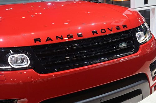 Range Rover Sport HST “nổi bần bật” tại triển lãm New York 2015