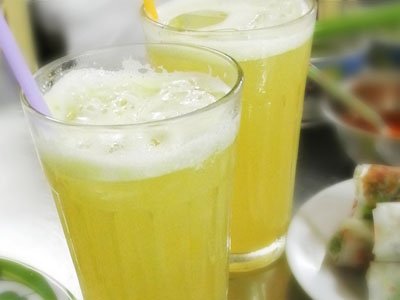 "Tiền mất tật mang" vì nước giải khát vỉa hè