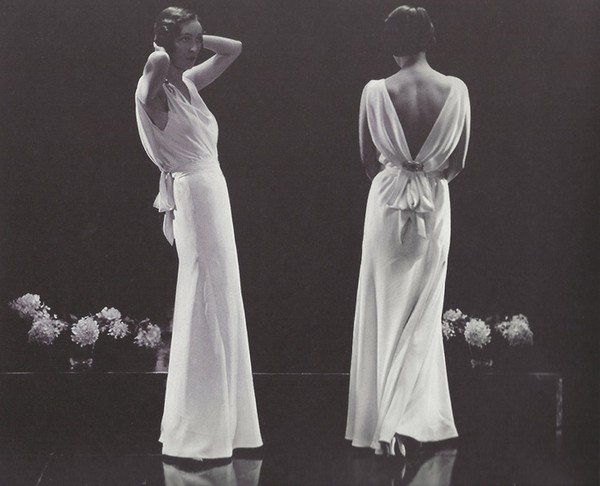 Dấu ấn thời trang với 8 mẫu váy "đi qua" từng thập kỷ