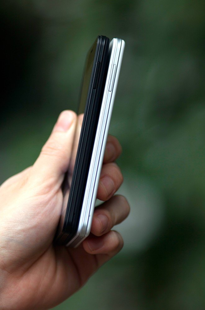 Ảnh thực tế của smartphone FPT Life 4.5 Plus giá rẻ