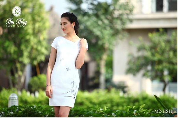 Nồng nàn "Hương sắc hè" của Thu Thủy Fashion