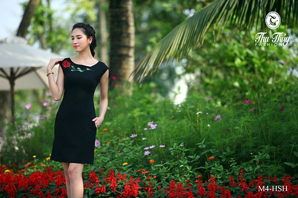 Nồng nàn "Hương sắc hè" của Thu Thủy Fashion