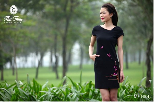 Nồng nàn "Hương sắc hè" của Thu Thủy Fashion