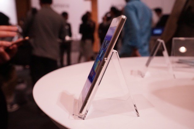 Ảnh thực tế Sony Xperia Z4 siêu mỏng vừa ra mắt