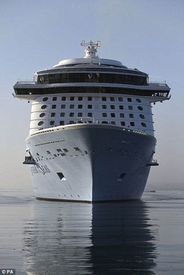 Chiêm ngưỡng tàu du lịch hiện đại lớn thứ 3 thế giới