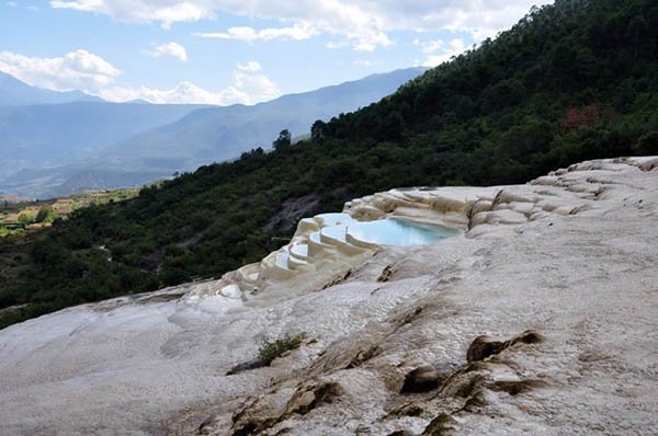 10 hồ bơi bậc thang mê hoặc du khách