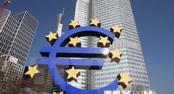 Nợ công ở Eurozone lên mức cao kỷ lục