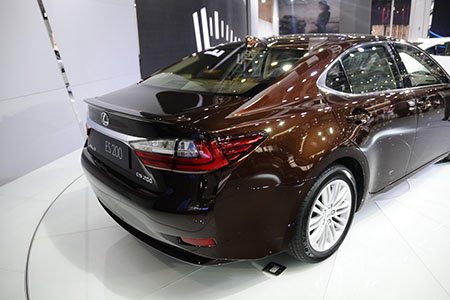 Lexus ES 2016: không nhiều cải tiến đột phá