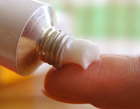 Trị nhanh mụn mùa hè với 4 chiêu cực độc