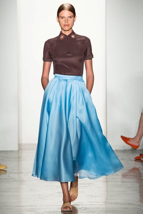 Áo polo và chân váy: Cặp đôi gây “sốt” sàn diễn Xuân Hè 2015