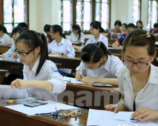 Quá đông thí sinh, Đại học Quốc gia Hà Nội tăng gấp đôi ngày thi