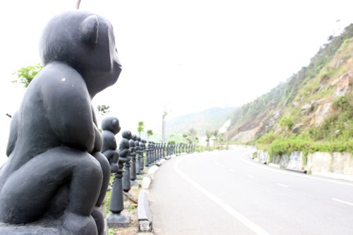 Đẹp mê hồn con đường mang tên quần đảo Hoàng Sa