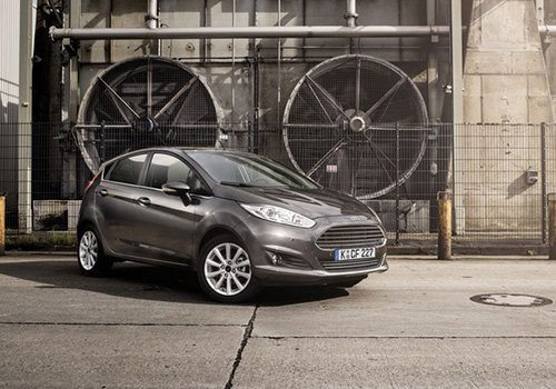 Ford Fiesta 2015 chỉ “ngốn” 3,2 lít nhiên liệu trên 100 km