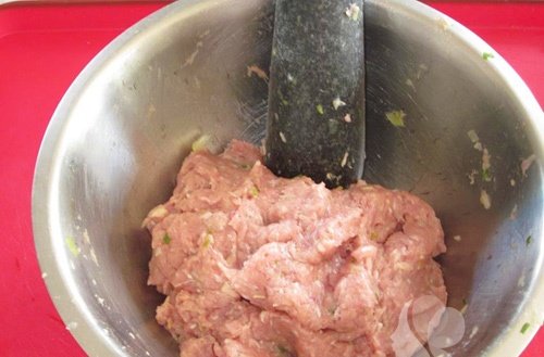 Khéo tay với món nem lụi nướng thơm ngon