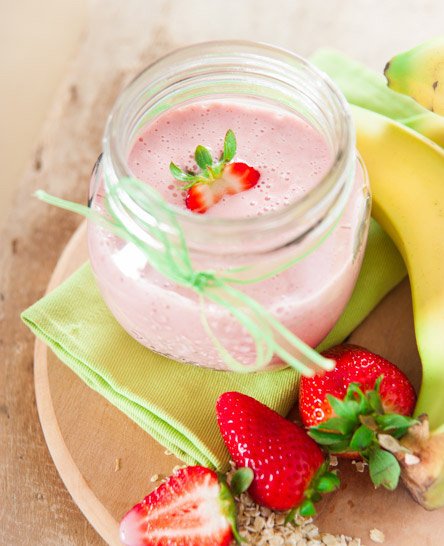 Sinh tố chuối, dâu tây bổ dưỡng