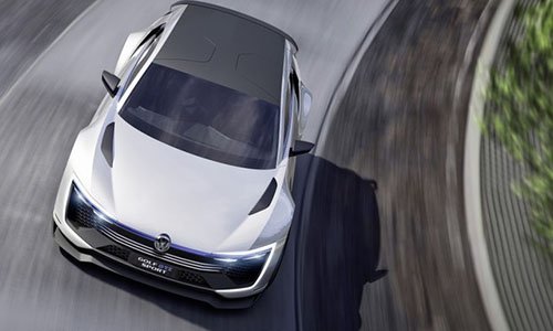 Volkswagen Golf phiên bản “cửa cánh chim”, tiêu thụ xăng như xe máy số