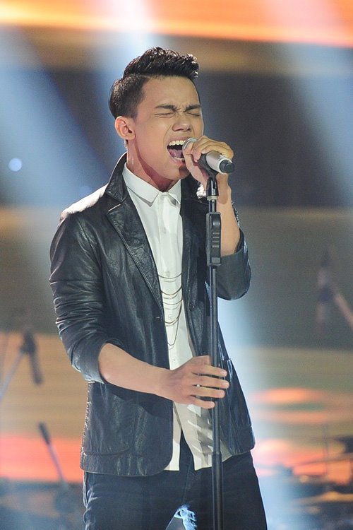 The Voice 2015: Mỹ Tâm "giành giật" thí sinh 16 tuổi