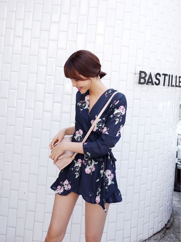 Mẹo chọn trang phục giúp dẹp bỏ "rào cản" da ngăm & dáng lùn