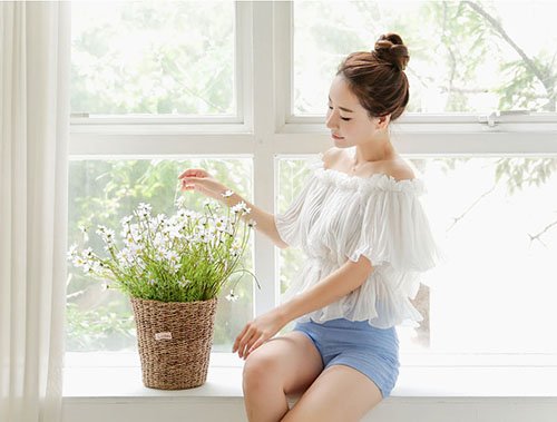 Áo trễ vai gợi cảm cho cô nàng duyên dáng