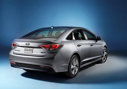 Hyundai tiếp tục giới thiệu phiên bản 5,9 lít/100 km của Sonata 2016