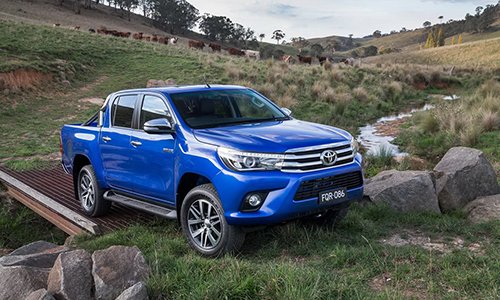 Toyota Hilux thế hệ mới trình làng tại Thái Lan