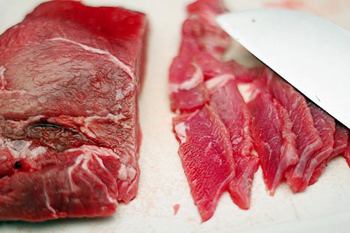 Chiêu nhận biết tôm, bò, gà bơm hoá chất, tránh mua cho con