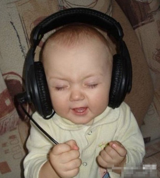 Ảnh siêu hài hước của bé nhân ngày Quốc tế thiếu nhi 1/6