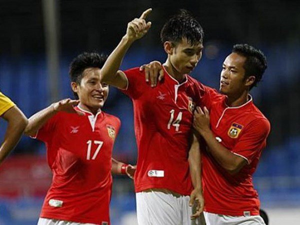 Thắng trận đầu, U23 Lào vươn lên bằng điểm U23 Việt Nam