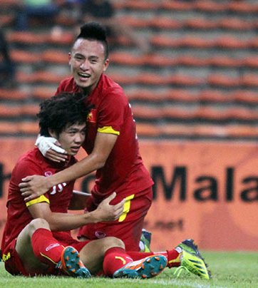 U23 Việt Nam - U23 Malaysia: Một nửa vé vào bán kết