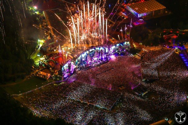 Tomorrowland, TomorrowWorld đồng loạt công bố tin "hot" cho mùa lễ hội 2015