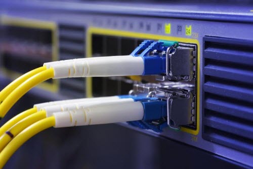 Cáp AAG bảo trì, FPT nâng tốc độ gói cước internet miễn phí