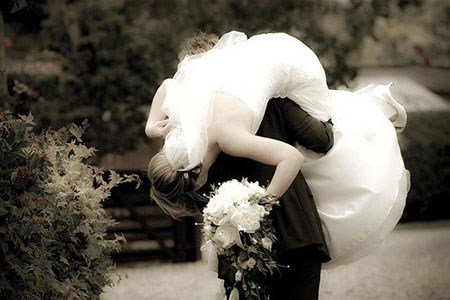 Ngày cưới … đừng vội…
