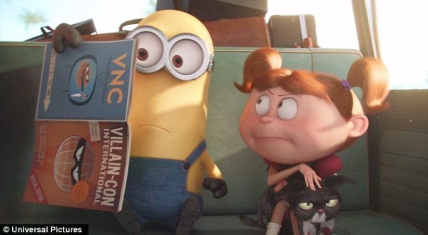 Lũ Minions trần như nhộng trên poster mới nhất