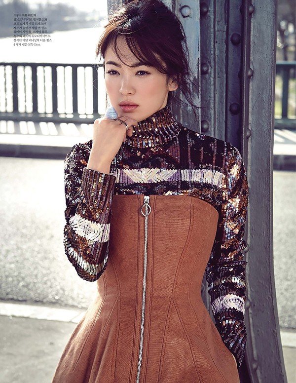 Song Hye Kyo, Gong Hyo Jin đẹp lấn át đàn em trên tạp chí tháng 6