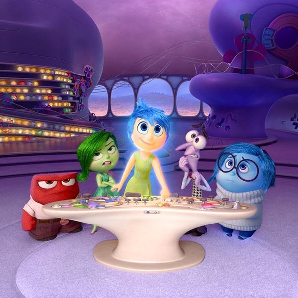 Pixar khó lòng cướp ngôi phòng vé từ ‘Thế giới khủng long’