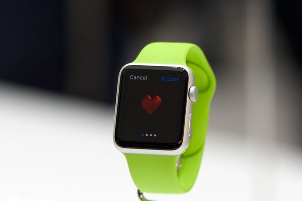 4 chi tiết mới rò rỉ cho thấy Apple Watch 2 sẽ hấp dẫn hơn