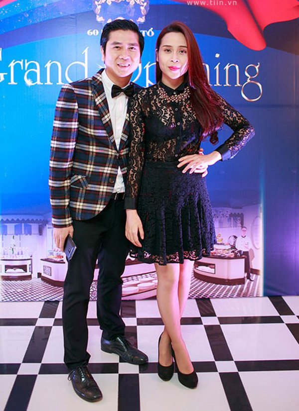 Vợ chồng Lưu Hương Giang phối đồ ăn ý trên thảm đỏ