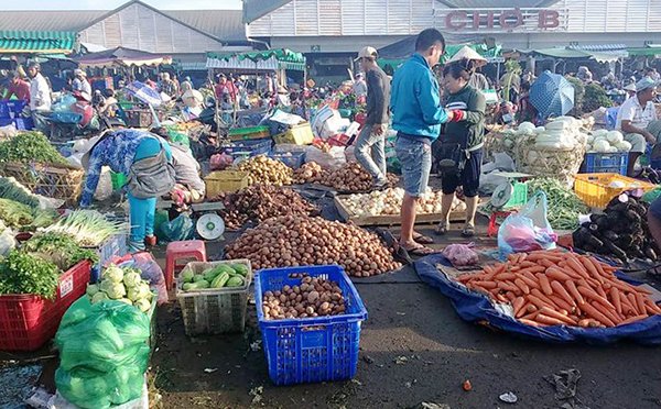 Rau củ Trung Quốc lại tràn ngập thị trường