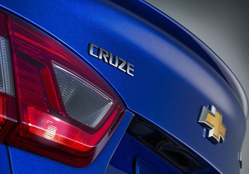 Chevrolet Cruze 2016 trình làng, to và nhẹ hơn trước