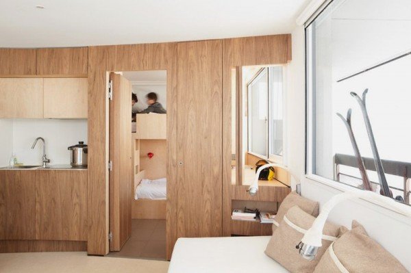 Căn hộ 55m² có đến 8 chốn ngủ riêng tư cực chất cho đại gia đình