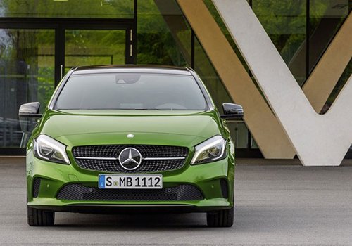Mercedes-Benz A-Class 2016 chỉ “ăn” 3,5 lít nhiên liệu trên 100 km