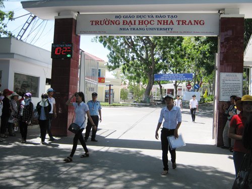 Kỳ thi THPT Quốc Gia: Dịch MERS-CoV vào đề thi Toán