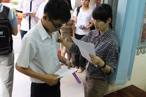 Kỳ thi THPT Quốc Gia: Dịch MERS-CoV vào đề thi Toán