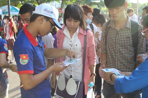 Sáng nay, thí sinh làm bài thi môn Văn thời gian 180 phút