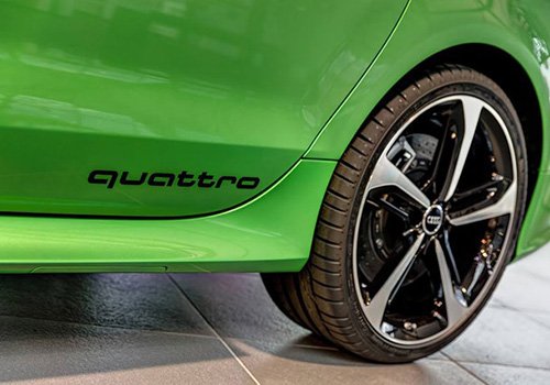 Audi RS7 “ngon mắt” hơn với màu sơn táo xanh