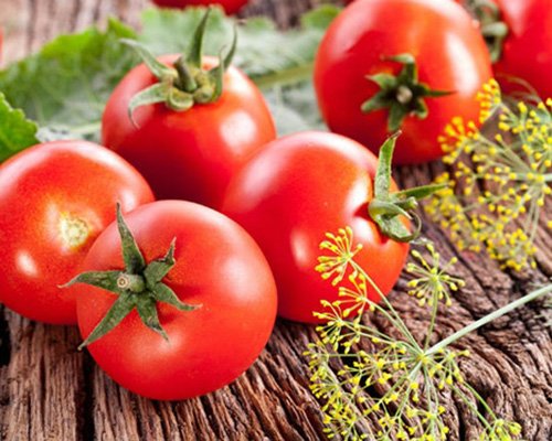 Dưỡng da toàn diện với các công thức làm đẹp từ cà chua