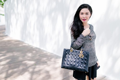 Thời trang bầu bí đẹp mê ly của vợ Đăng Khôi