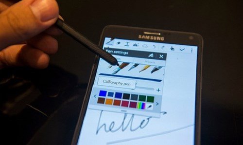 Galaxy Note 5 có thể sửa trực tiếp file PDF bằng chữ viết tay