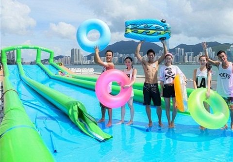 Hong Kong mở đường trượt nước dài hơn 300 m